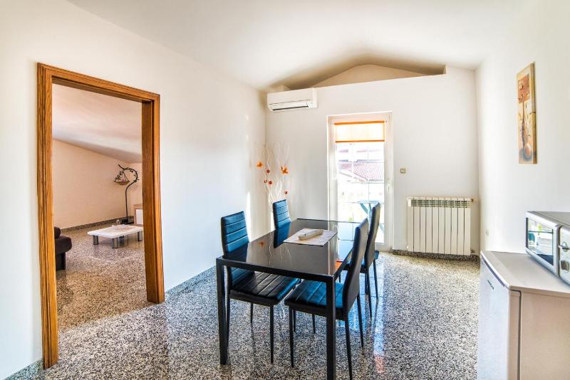 Apartment image 2