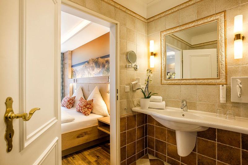 Double Room with Balcony or Terrace image 4