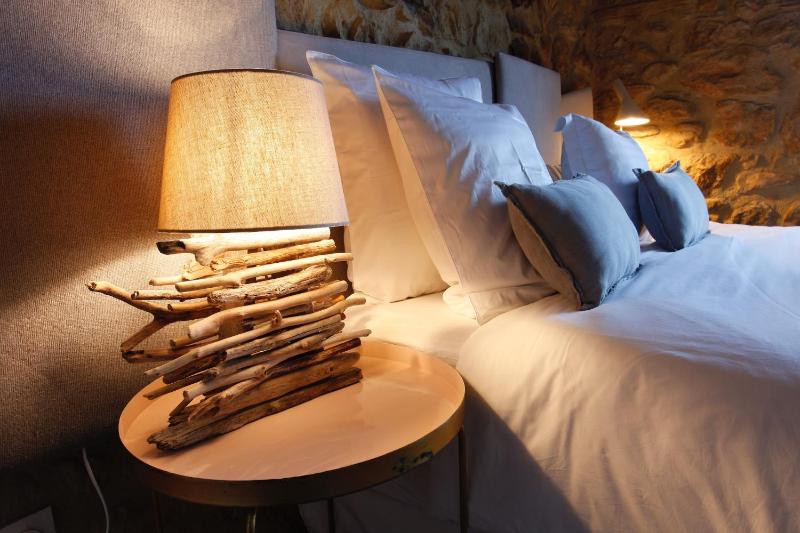 Double or Twin Room image 3