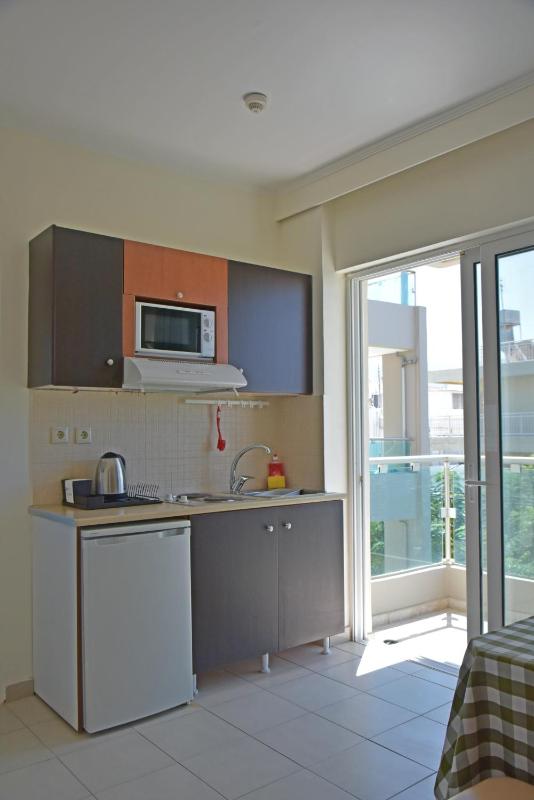 Bristol Sea View Apartments - image 12