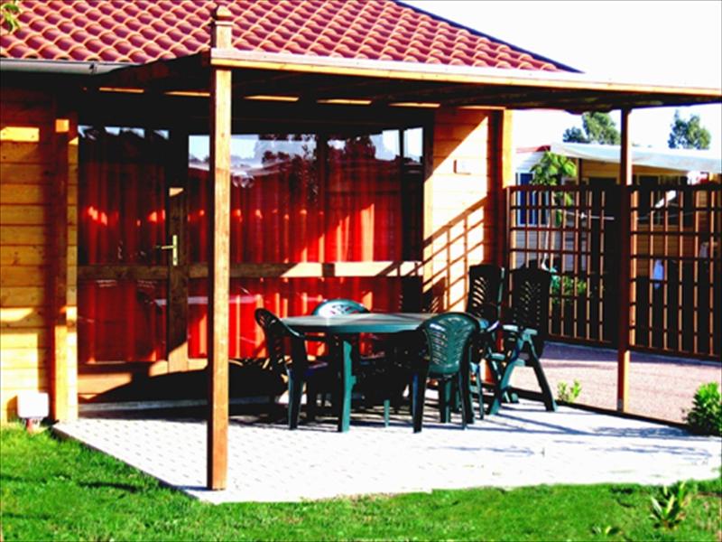 Two-Bedroom Bungalow image 3