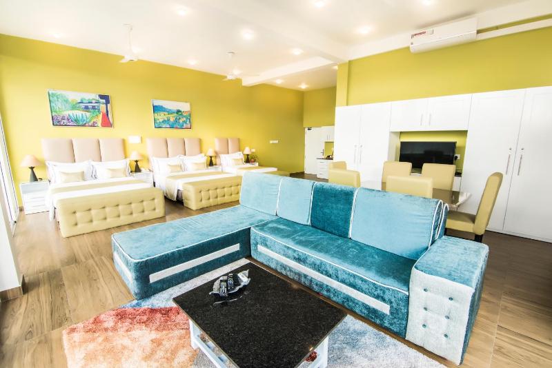 Tip Top Boutique hotel - image 11