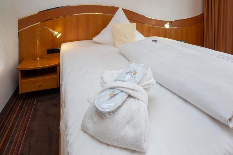 Comfort Single Room image 2