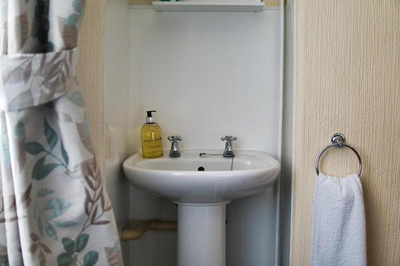 King Room image 4