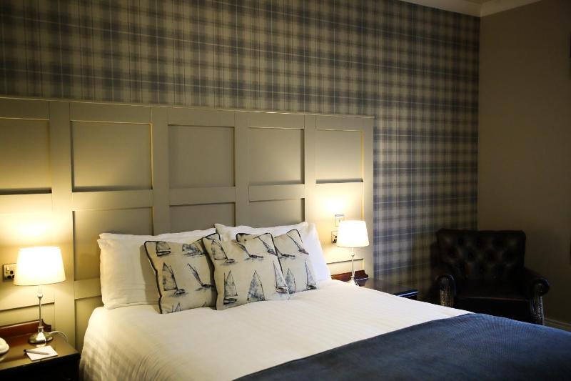 Double Room image 4