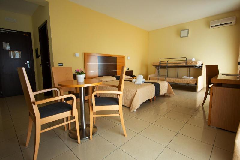 Family Room image 2