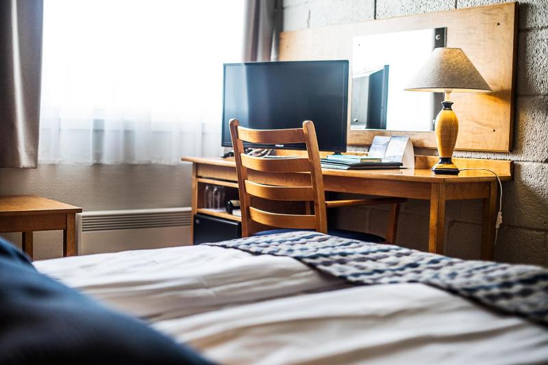 Double Room image 4