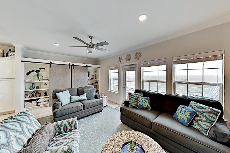 Four-Bedroom Townhouse image 1