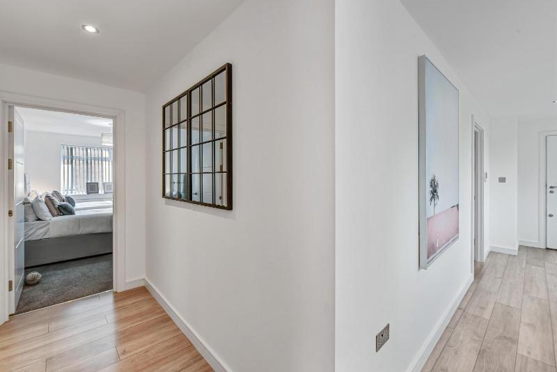 Two-Bedroom Apartment image 4