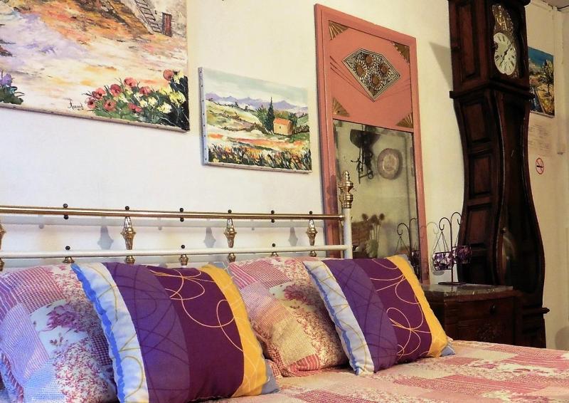 Large Double Room image 2