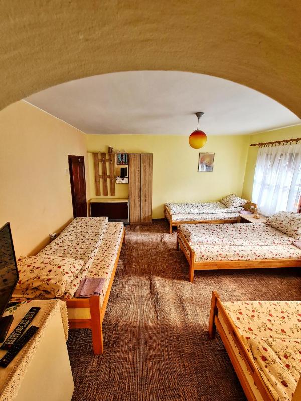 Comfort Quadruple Room image 1