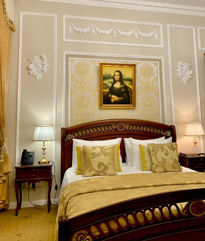Superior King Room image 2