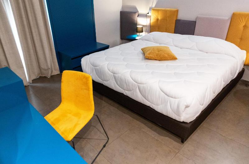 Standard Triple Room image 1