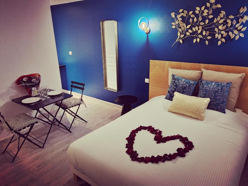 Double Room (Annex of the Castle) image 2