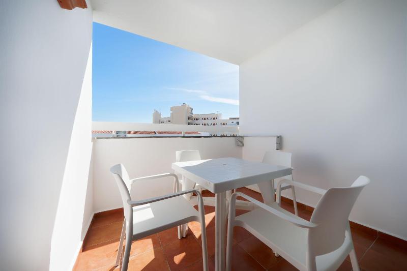 TC Apartamentos Dorotea - image 22