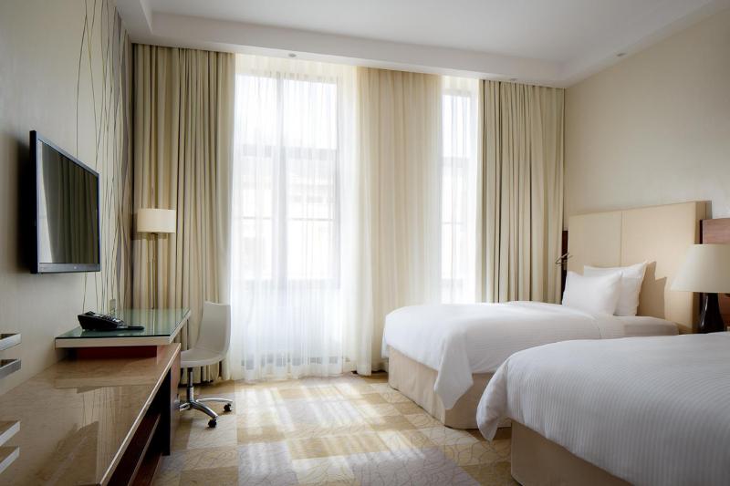 Superior Suite with Mountain View image 1