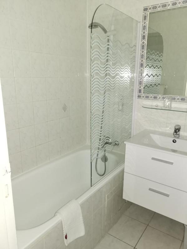 Double Room image 1