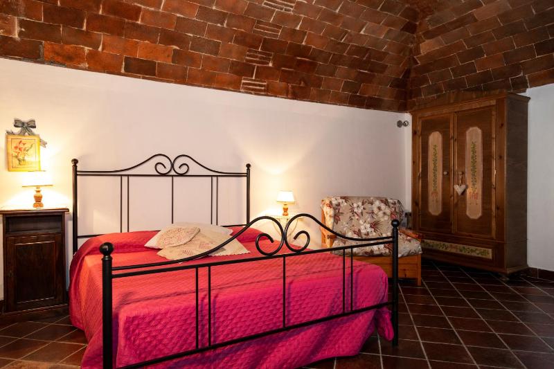 Comfort Triple Room image 2