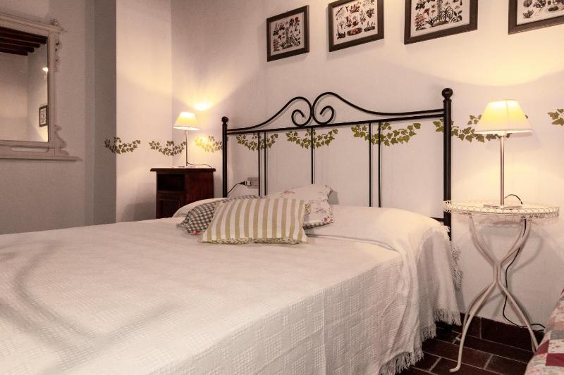 Comfort Triple Room image 2