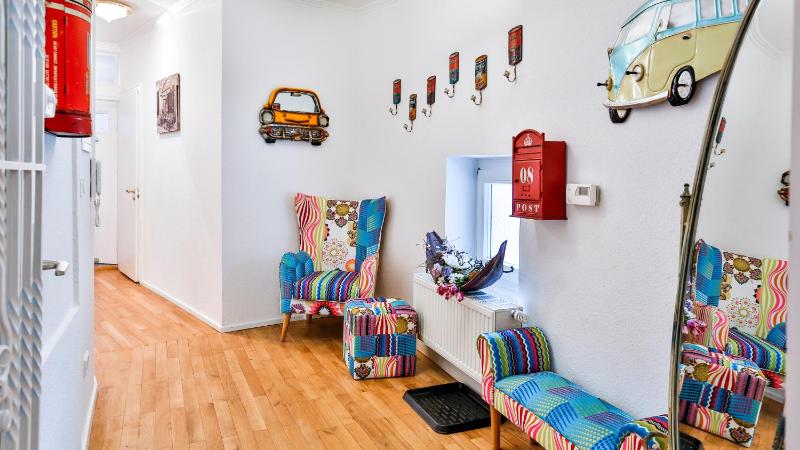 Three-Bedroom Deluxe Apartment image 3