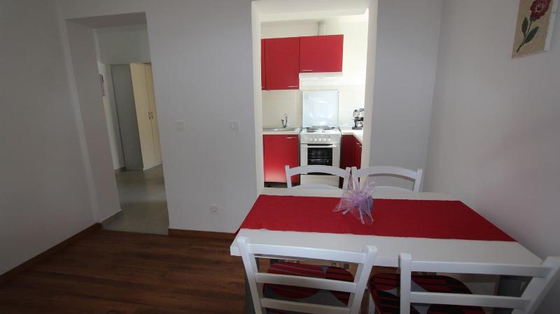 Apartments Tomislav - image 4