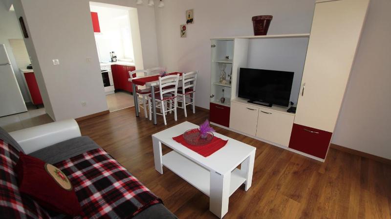 Apartments Tomislav - image 16