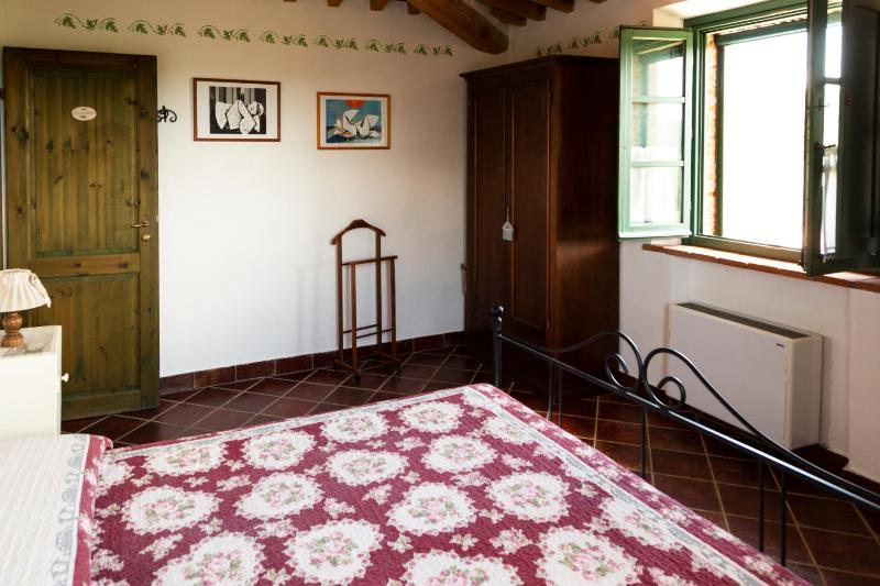 Superior Family Room image 2