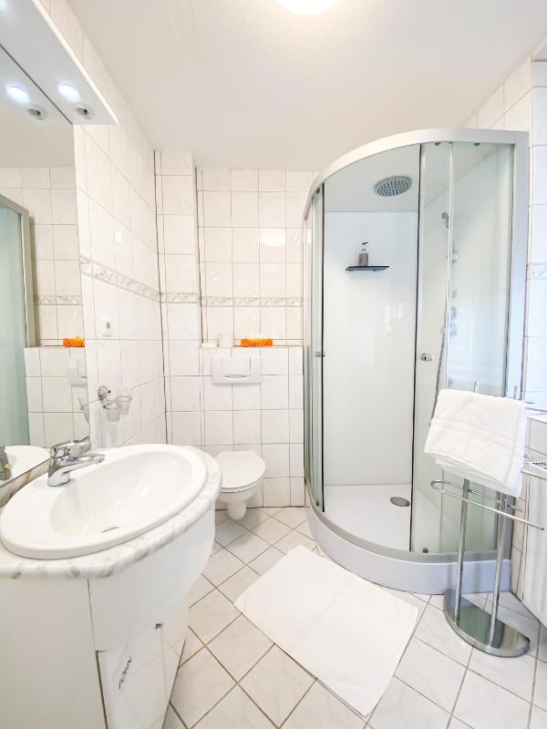 Standard Double Room image 1