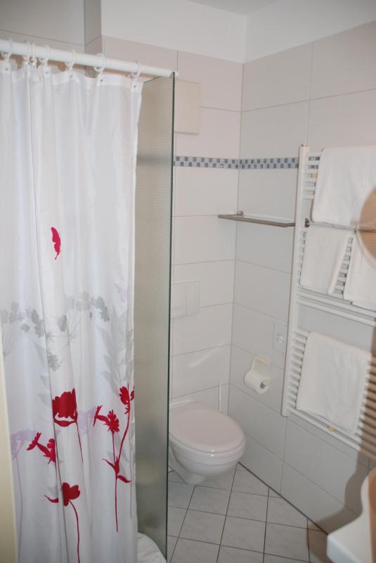 Double Room image 4