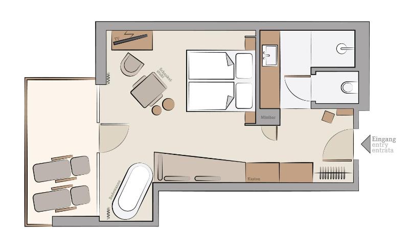 Deluxe Double Room with Balcony image 2