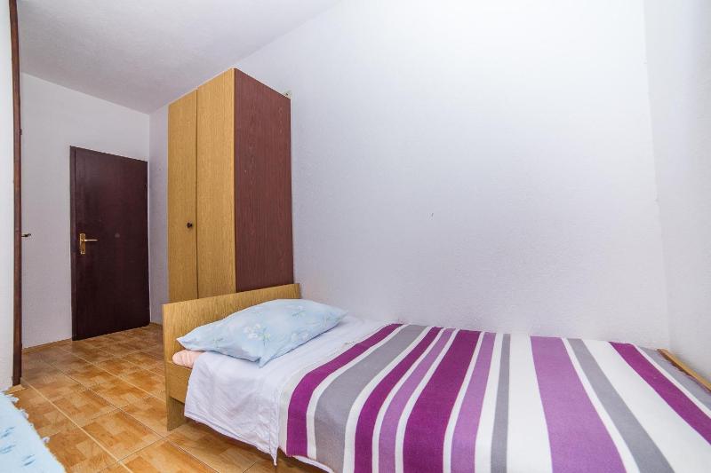 Apartments and Rooms Drpić - image 8
