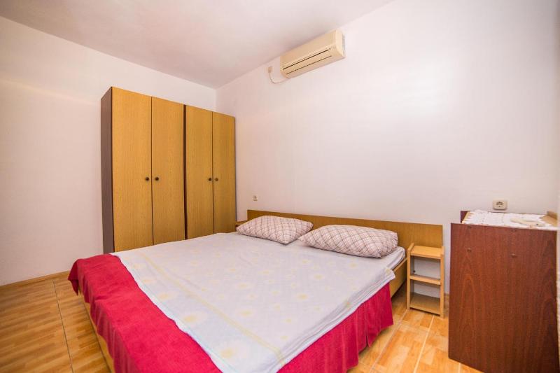 Apartments and Rooms Drpić - image 27