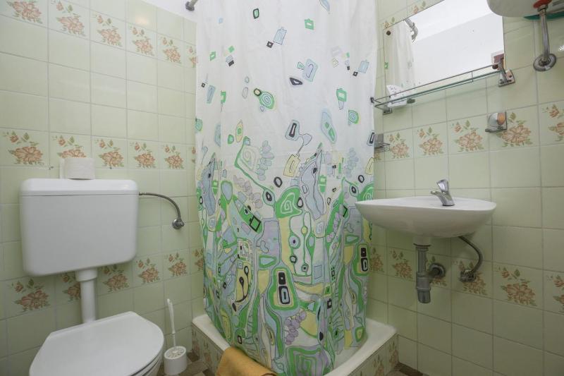 Double Room image 2
