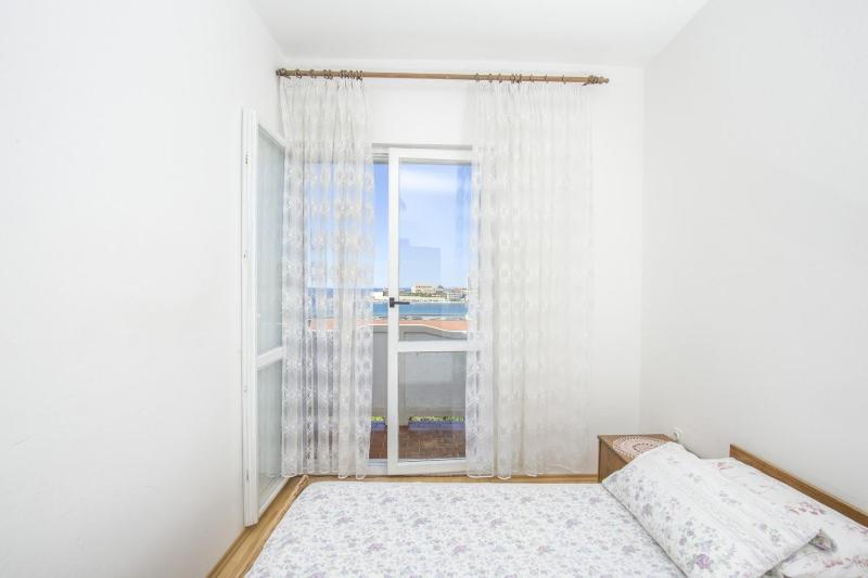 Double Room image 3