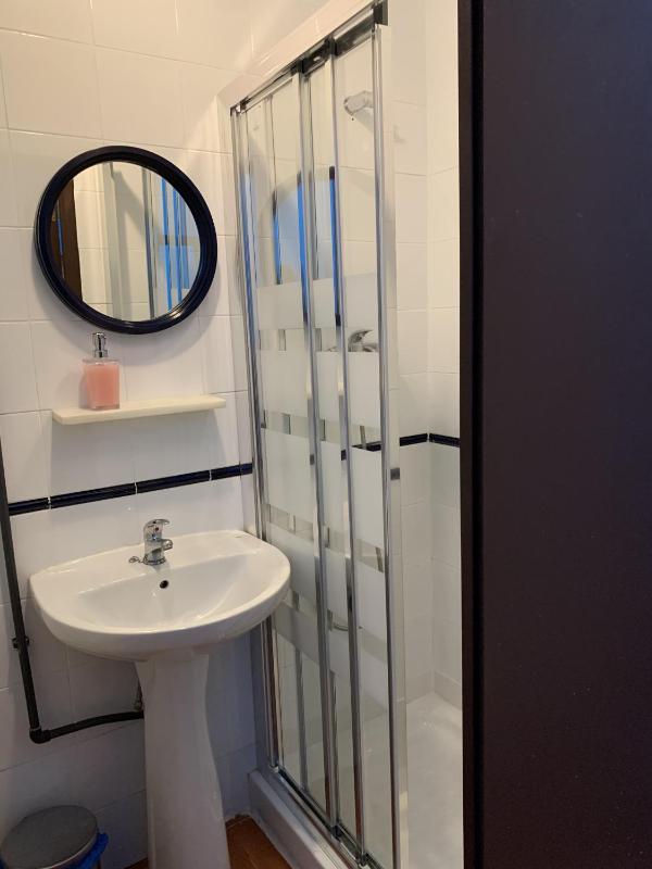 En Suite Triple Room image 2