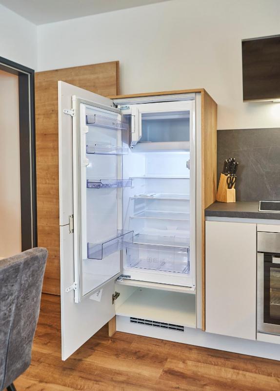 One-Bedroom Apartment with Terrace image 3