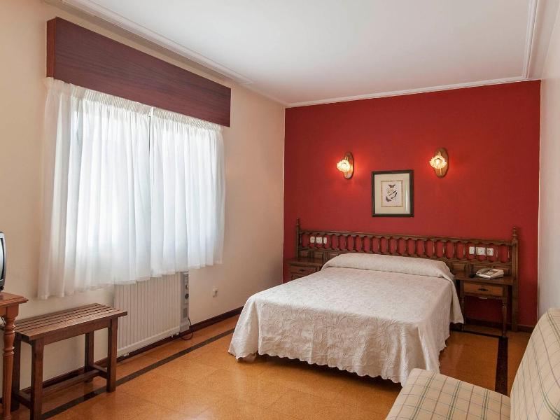 Double Room (1 Adult) image 3