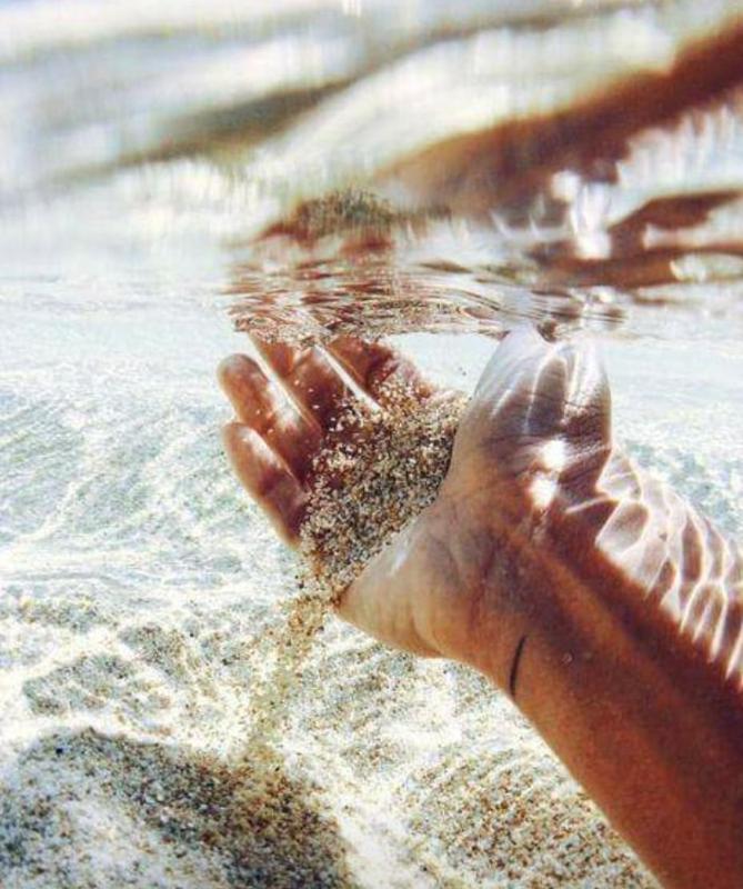 Deluxe Quadruple Room image 2