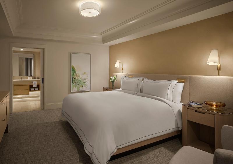 King Room - Disability Access image 3
