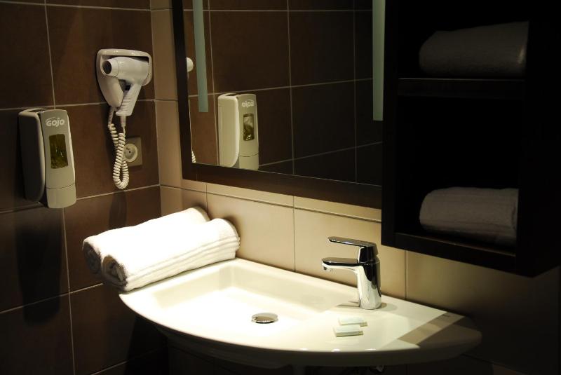 Triple Room image 3