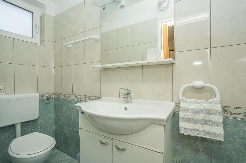 Apartment image 4