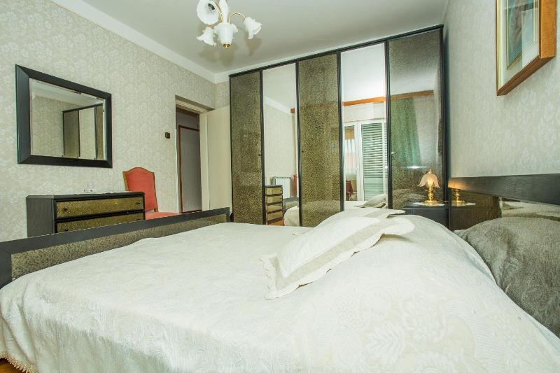 Apartment image 4