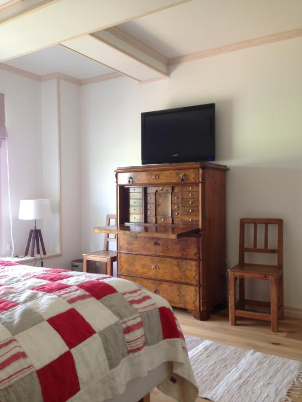 Double or Twin Room image 3