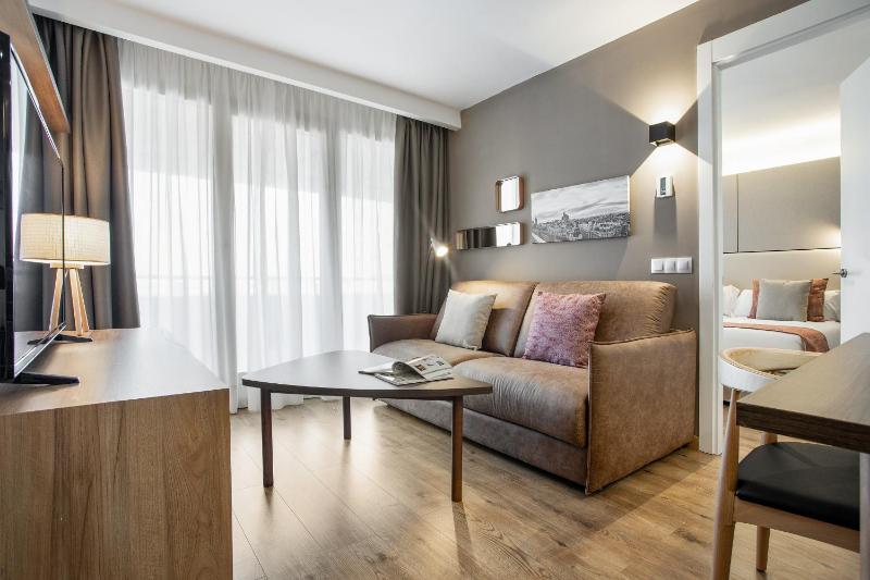 One-Bedroom Apartment (2 People) image 3