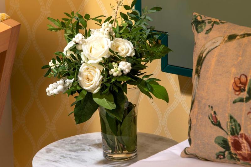 Standard Quadruple Room image 4