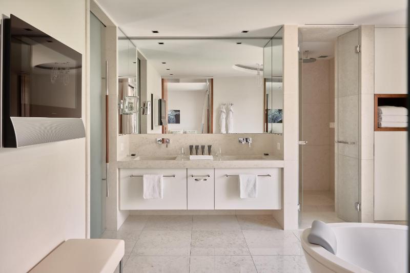 Superior Spa Loft image 3