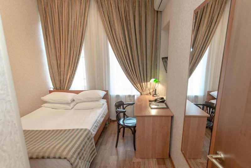 Economy Single Room image 3