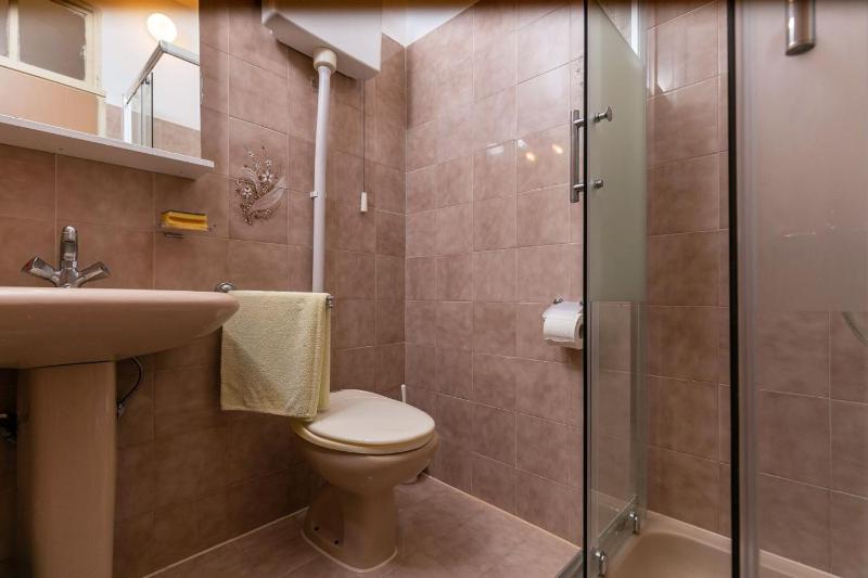 Apartment image 2