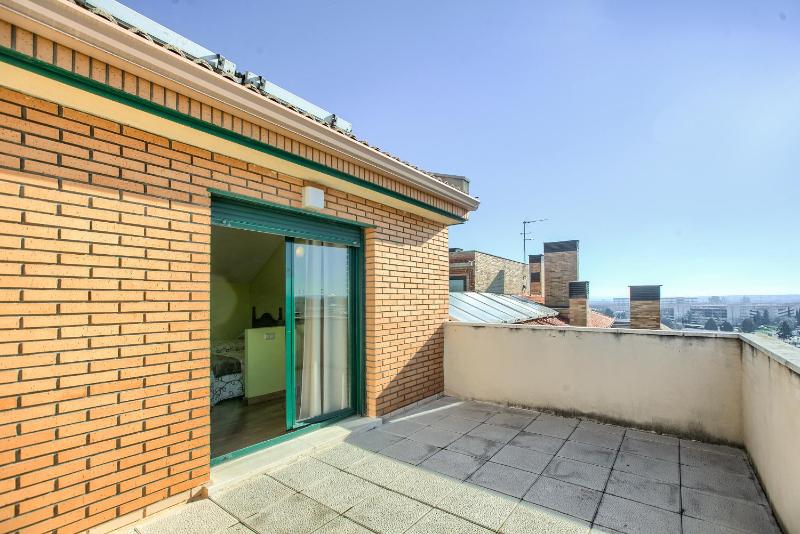 One-Bedroom Apartment with Terrace image 2