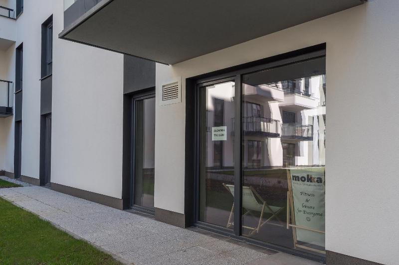 One-Bedroom Apartment image 2